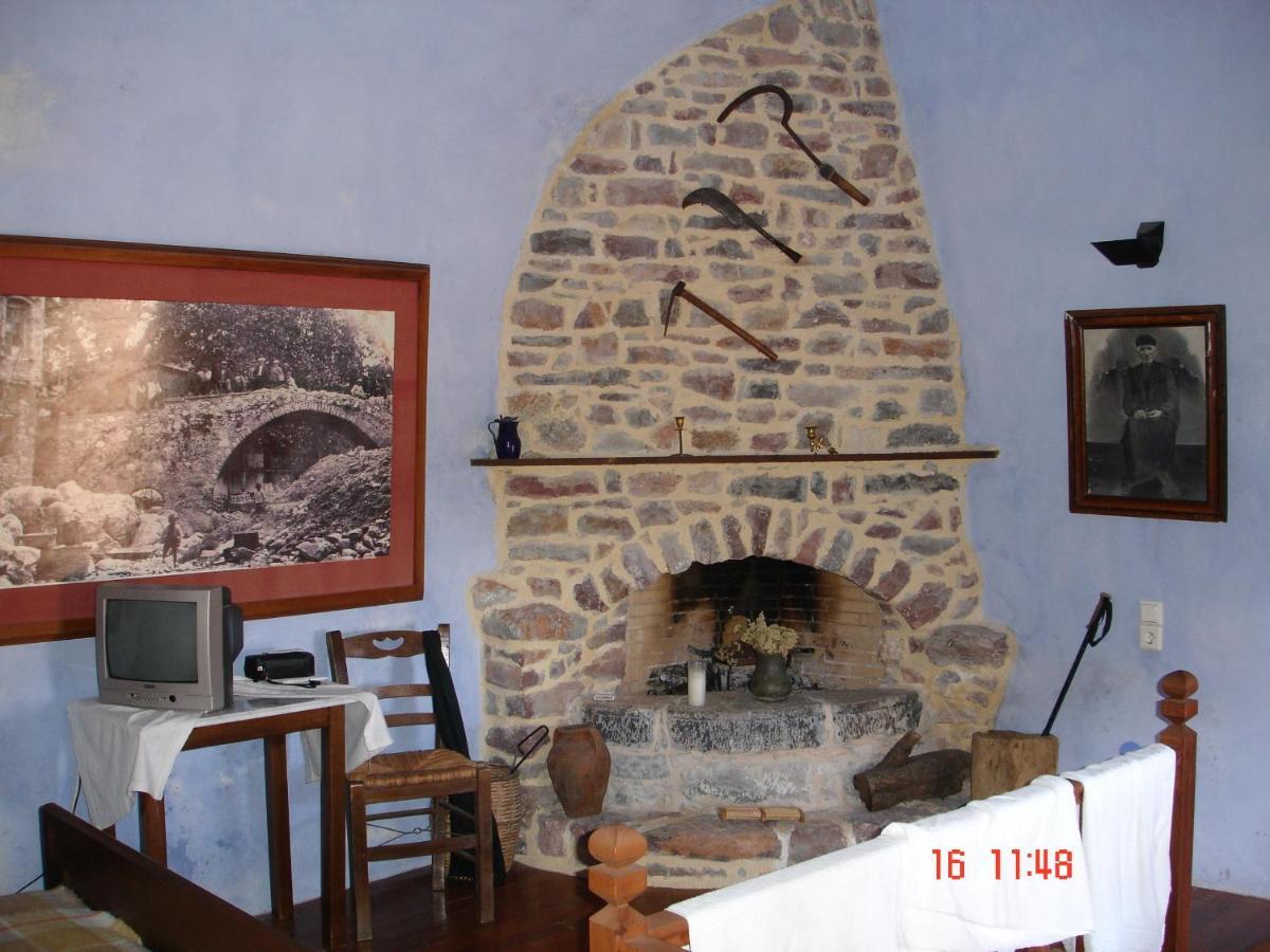 Spilia Daire Kardámyla Oda fotoğraf